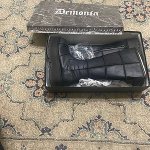 Boots never worn